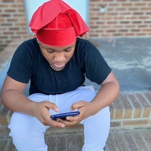 Meet your Posher, Shamoni